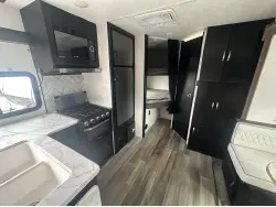 2022 COACHMEN FREEDOM EXPRESS ULTRA LITE 238BHS