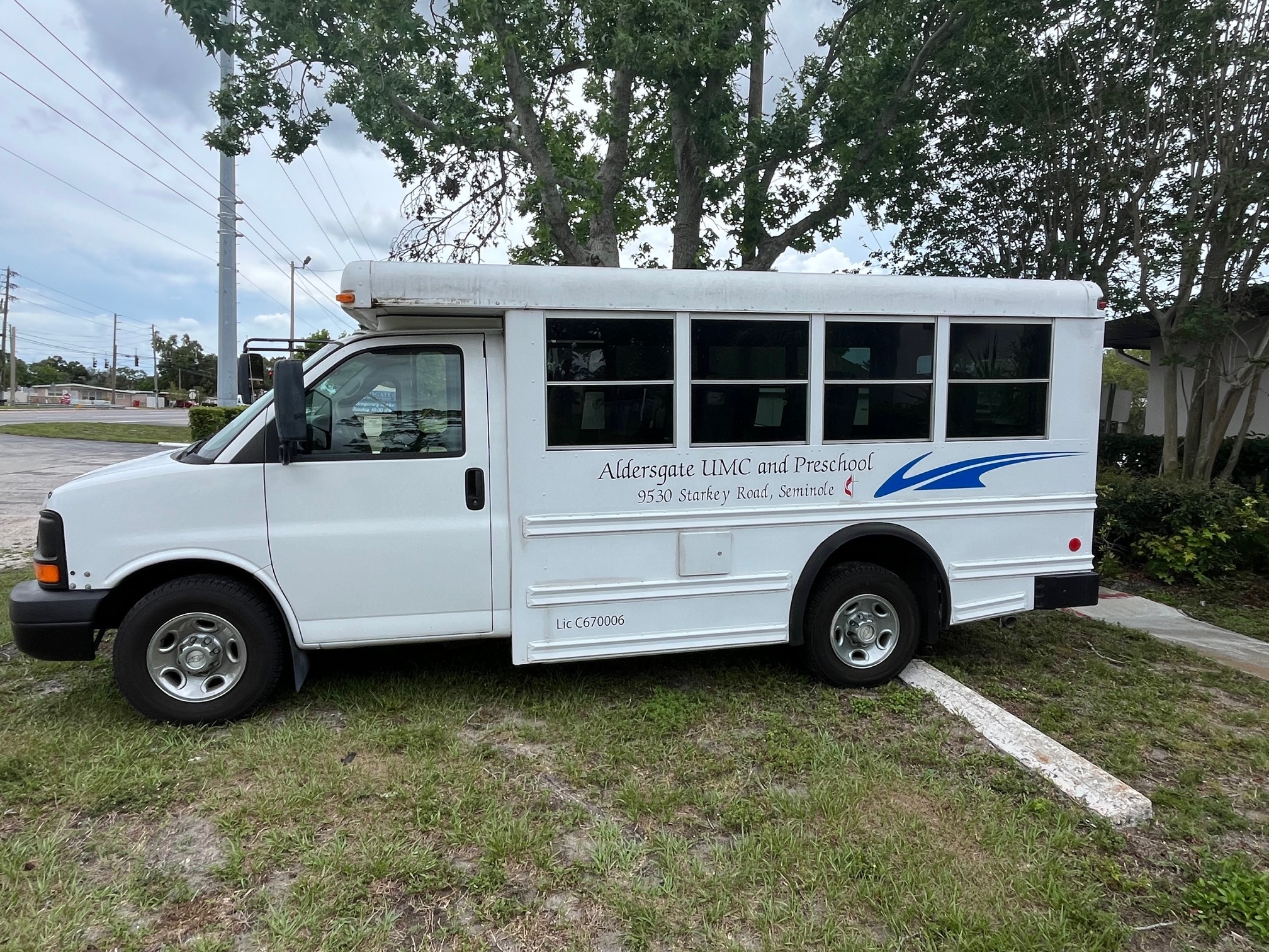 2008 Chevrolet Express LT photo 4