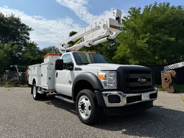 2016 Ford F-550 photo 2