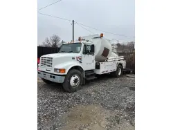1995 INTERNATIONAL 4700