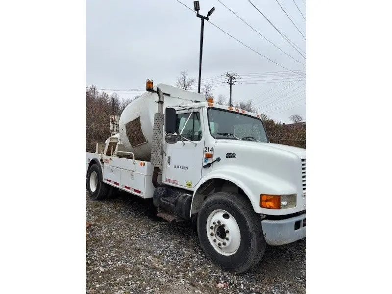 1995 INTERNATIONAL 4700