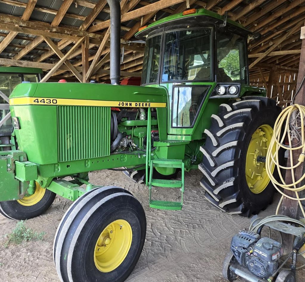 1974 JOHN DEERE 4430 in Broadford, VA