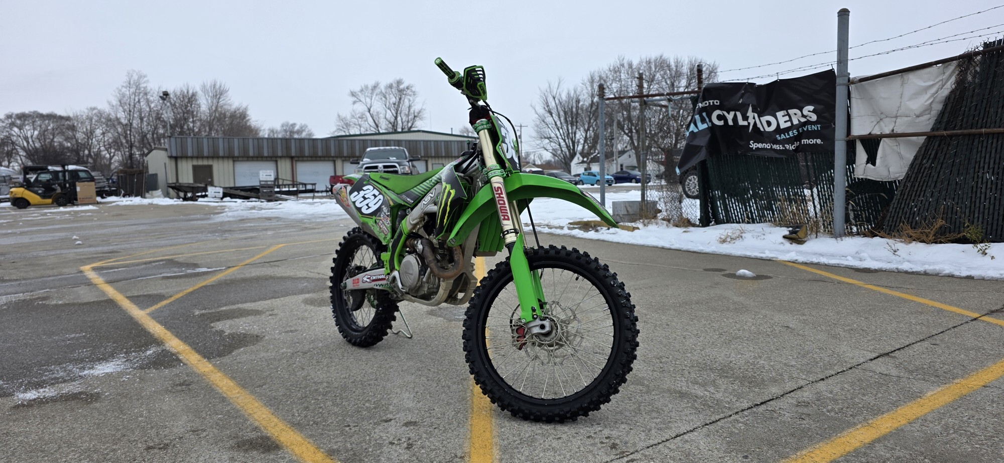 692ed63256eac1280d04c2bc.jpg?