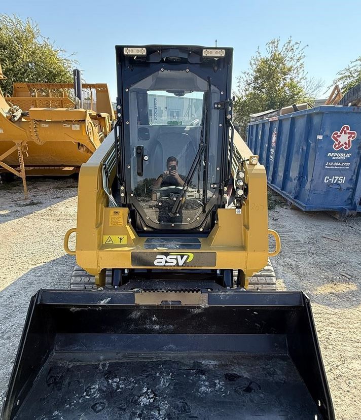 2025 ASV POSI-TRACK RT65 MAX in San Antonio, TX