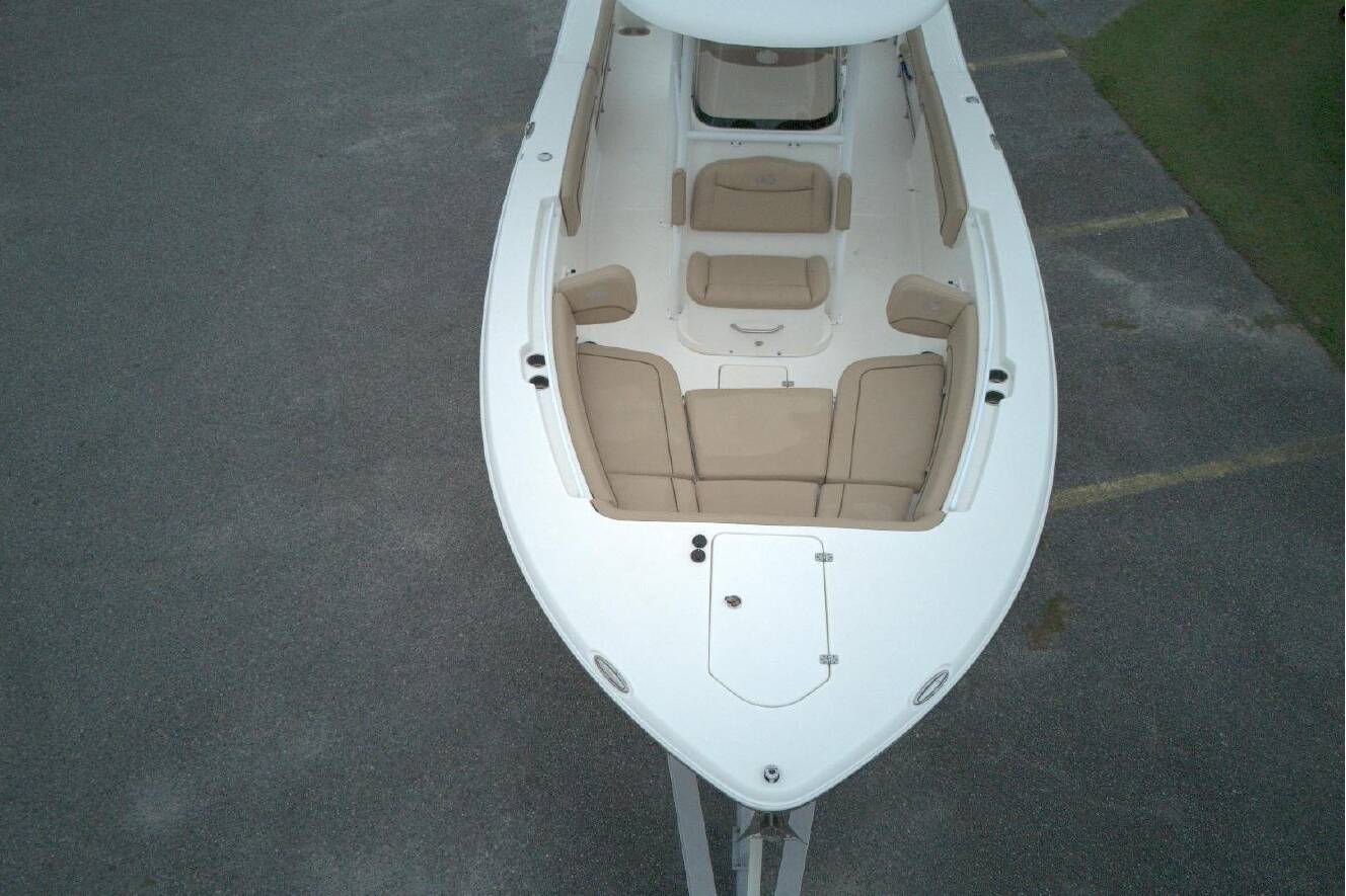 A photo of this 2019 Nauticstar 28 XS