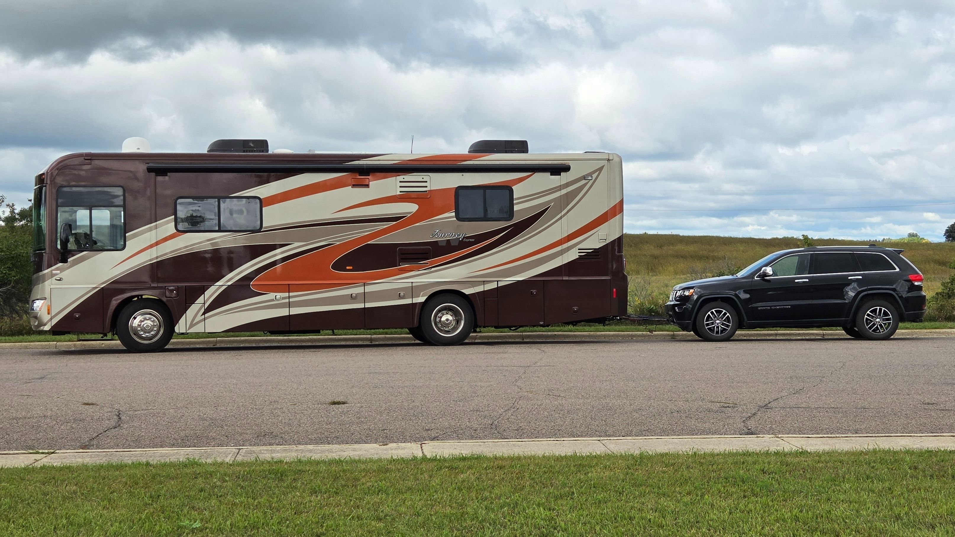 2011 Winnebago JOURNEY EXPRESS 34Y RV
