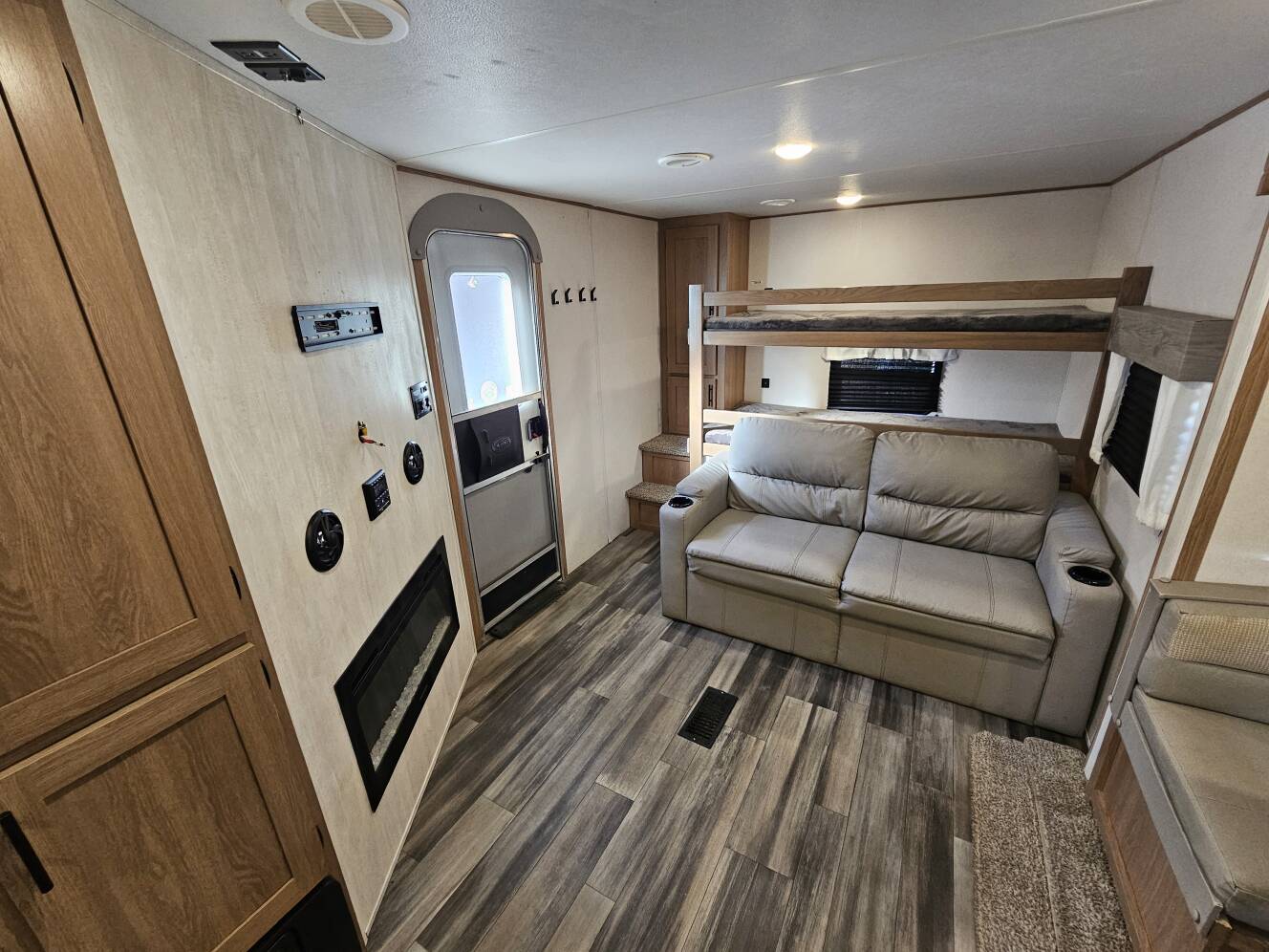 A photo of this 2022 Prime Time AVENGER 28BHS