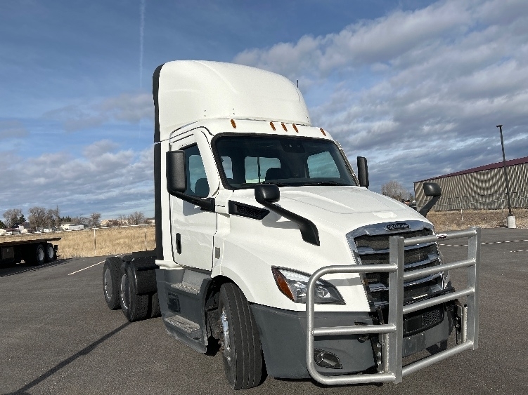 2021 FREIGHTLINER CASCADIA 116 in Idaho Falls, ID