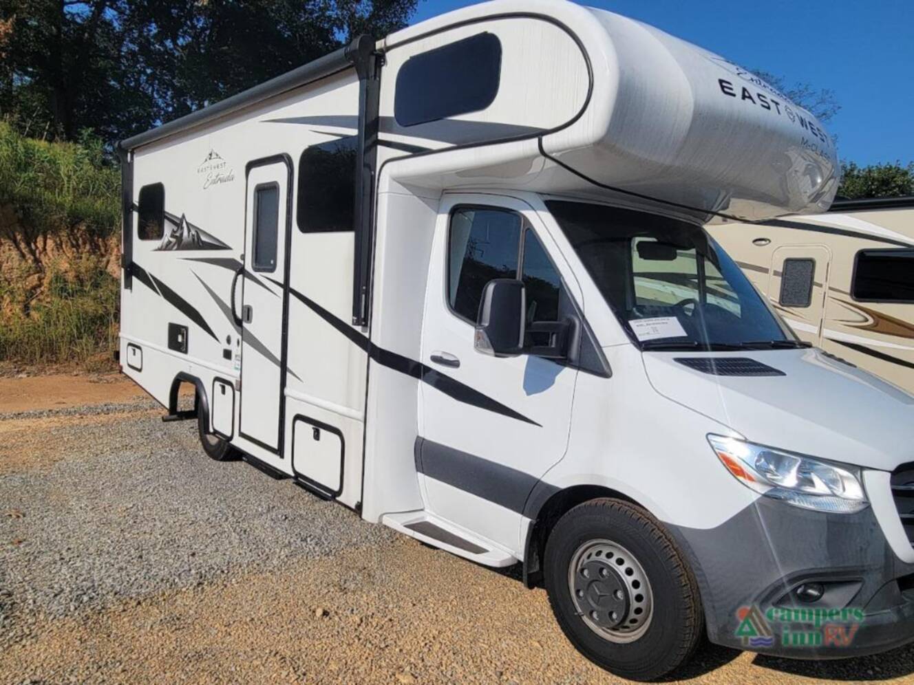 A photo of this 2024 East To West Entrada 24RLM