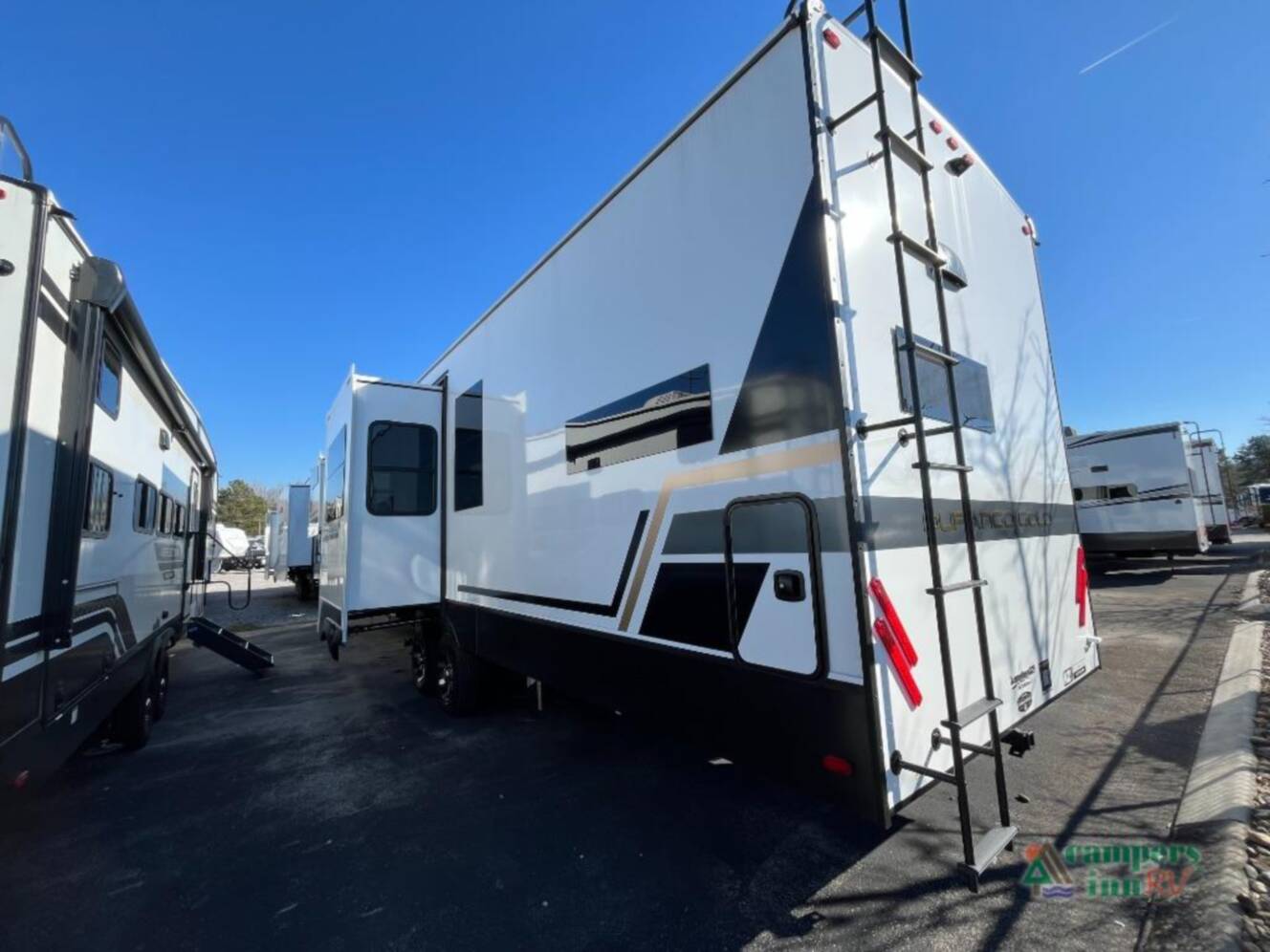 A photo of this 2026 Kz Durango Gold 391RKF
