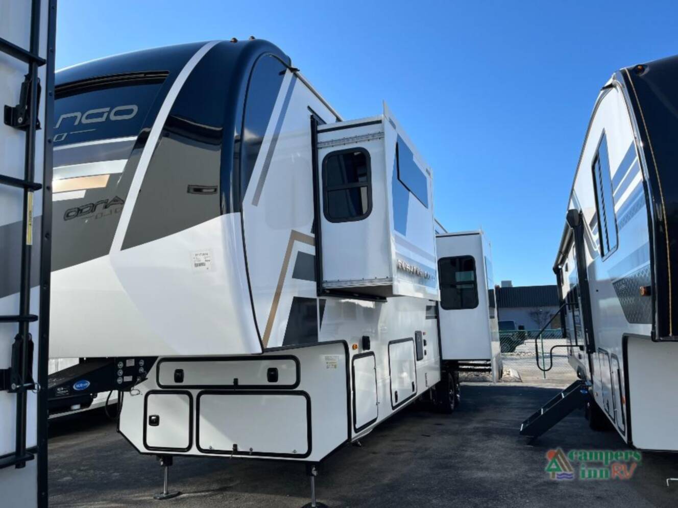 A photo of this 2026 Kz Durango Gold 391RKF