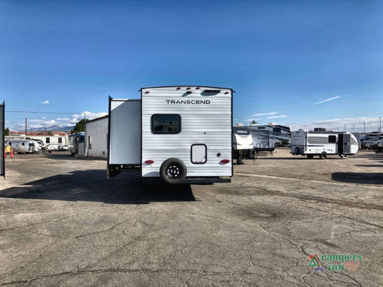 A photo of this 2025 Grand Design Transcend Xplor 335BHT