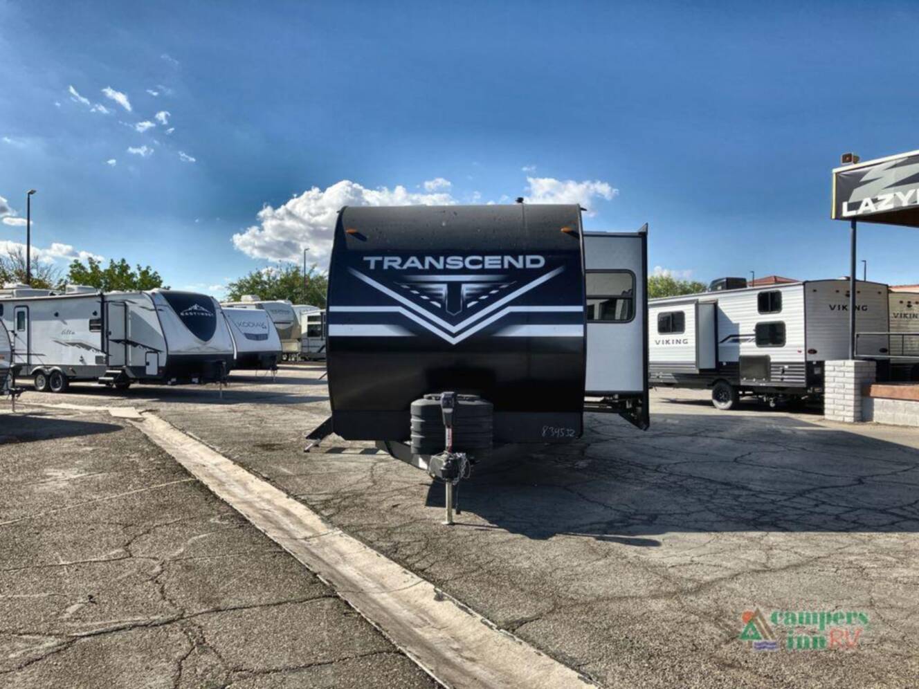 A photo of this 2025 Grand Design Transcend Xplor 335BHT