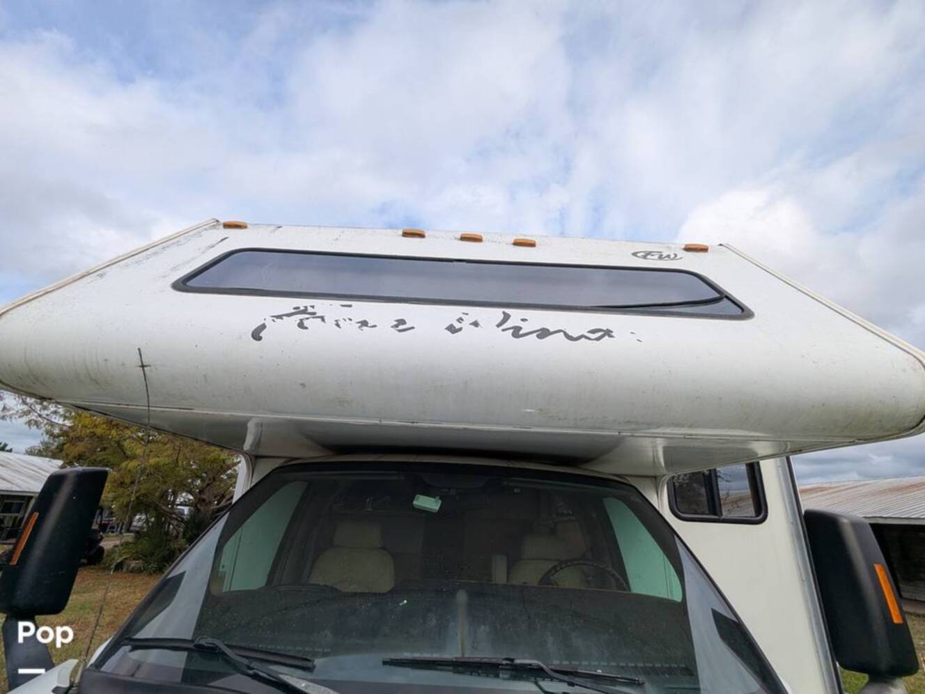 A photo of this 2008 Four Winds Kodiak 32B