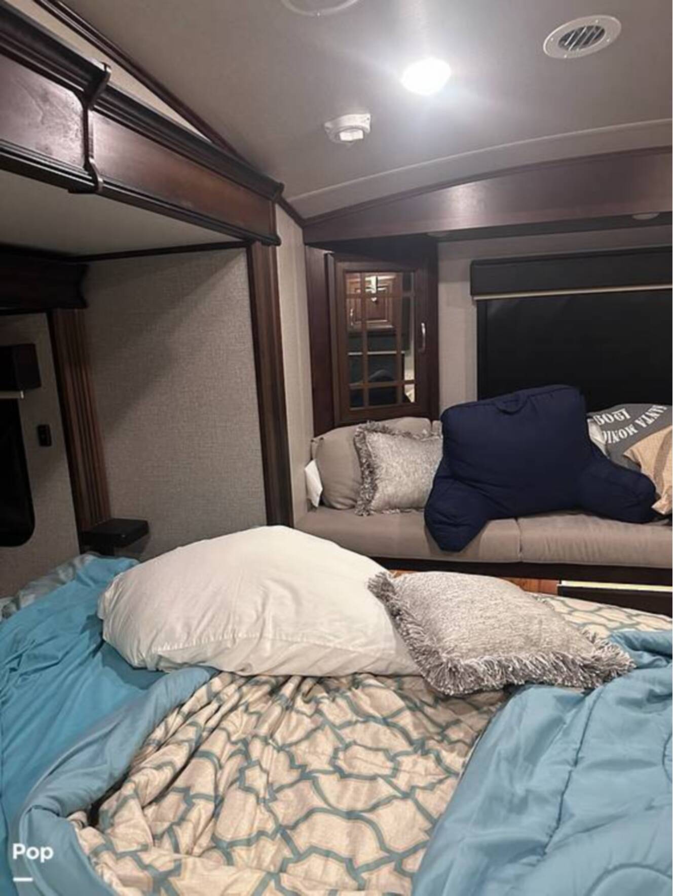 A photo of this 2019 Jayco Pinnacle 36SSWS