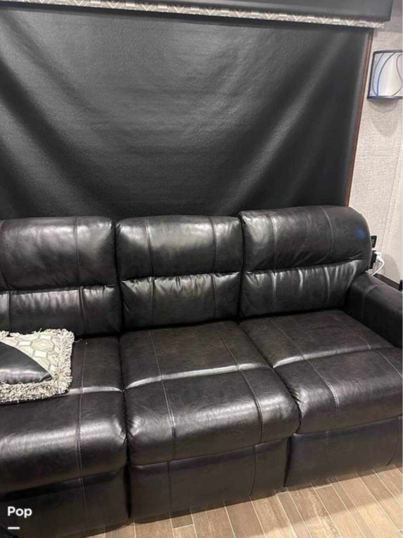 A photo of this 2019 Jayco Pinnacle 36SSWS