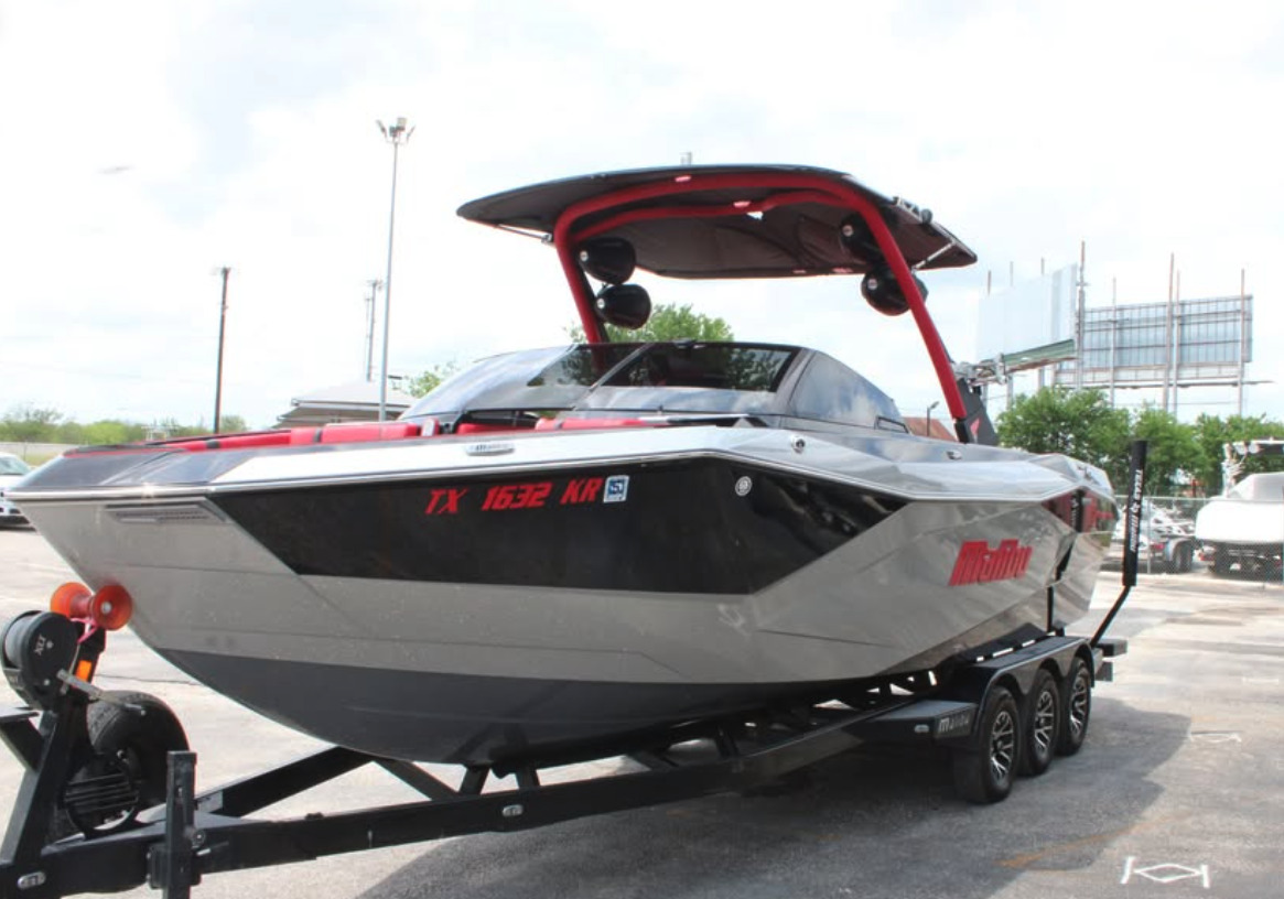 2023 Malibu Wakesetter Lsv in new braunfels TX
