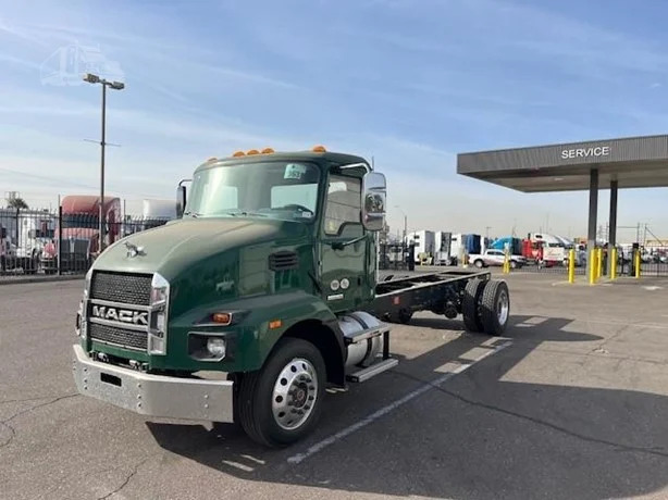 2025 MACK MD6 in Tolleson, AZ