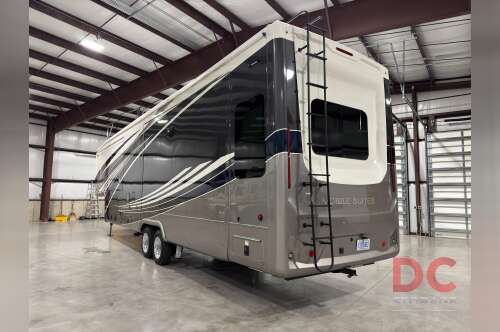 2021 DRV MOBILE SUITES 40KSSB4 in hudsonville MI