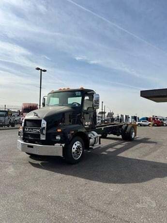 2025 MACK MD6 in Tolleson, AZ