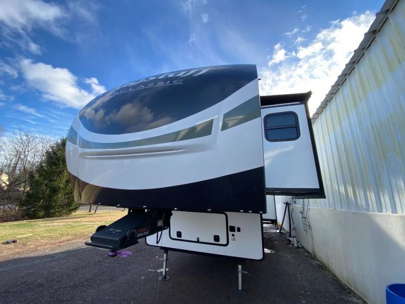2024 Forest River Rv Flagstaff Classic 361RL in souderton PA