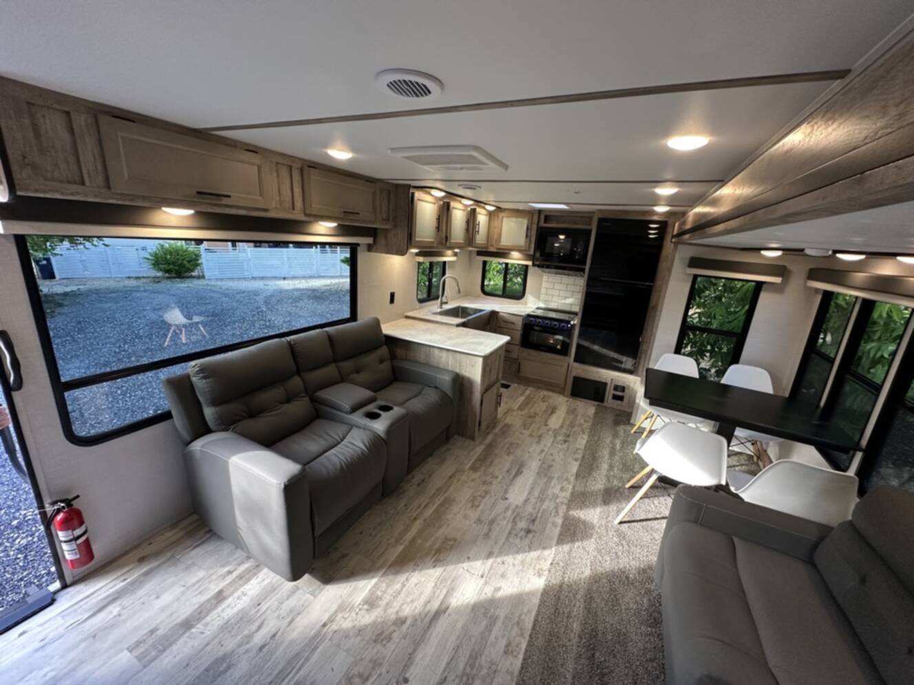 A photo of this 2023 Gulf Stream CONQUEST 295 SBW