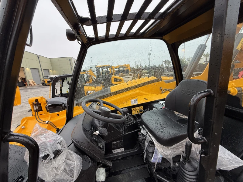 2025 JCB 510-56