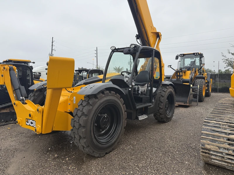 2025 JCB 510-56