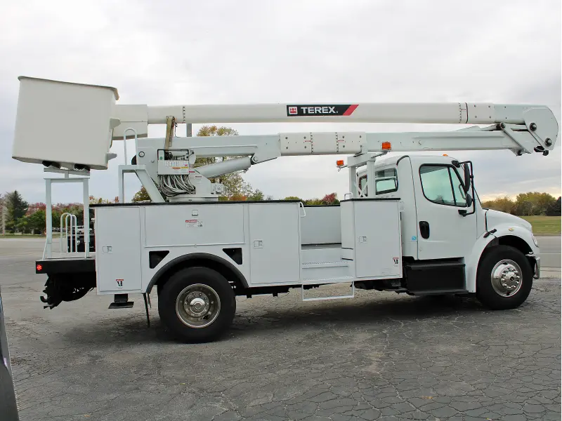 2015 FREIGHTLINER M2 106 Truck w/TEREX STC-55 HI-RANGER MATERIAL HANDLING AERIAL DEVICE-BUCKET TRUCK 