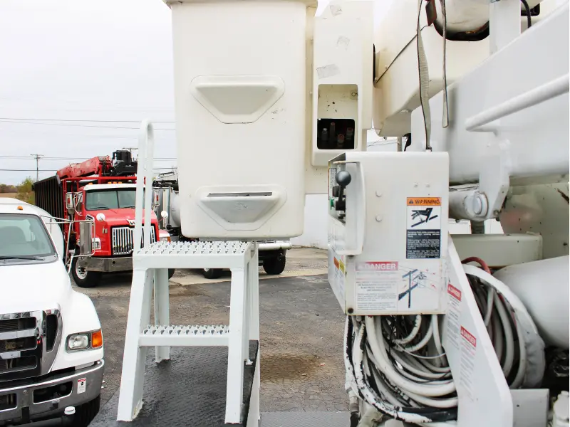 2015 FREIGHTLINER M2 106 Truck w/TEREX STC-55 HI-RANGER MATERIAL HANDLING AERIAL DEVICE-BUCKET TRUCK 