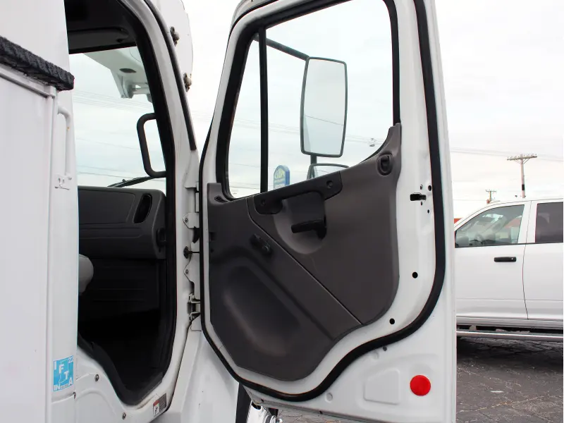 2015 FREIGHTLINER M2 106 Truck w/TEREX STC-55 HI-RANGER MATERIAL HANDLING AERIAL DEVICE-BUCKET TRUCK 