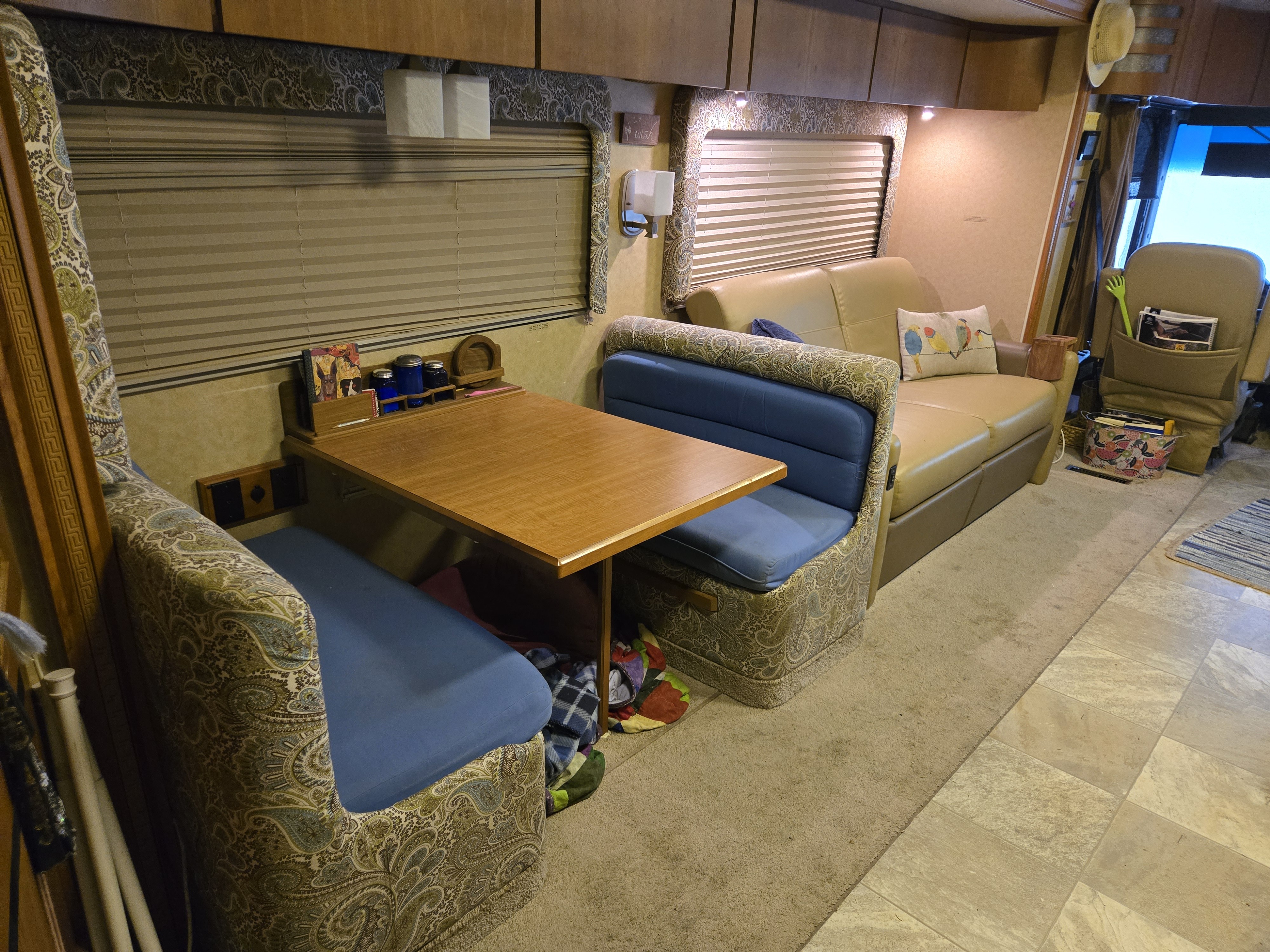 2008 Winnebago JOURNEY 38P in chester MD