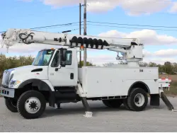 2007 INTERNATIONAL 7300 4x4 w/ALTEC DM47 TR DIGGER DERRICK