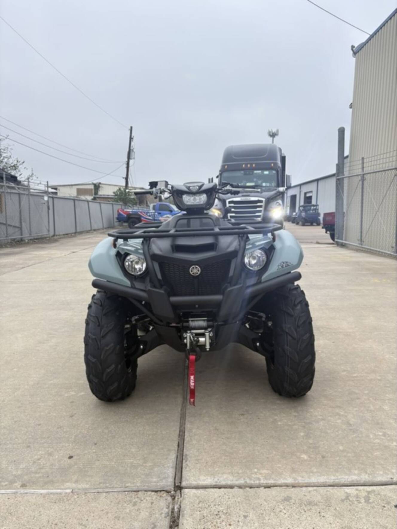 A photo of this 2026 Yamaha Kodiak 700 EPS XT-R
