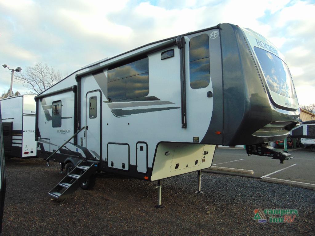 2026 Forest River Rv Rockwood Signature 290SFK in hatfield PA