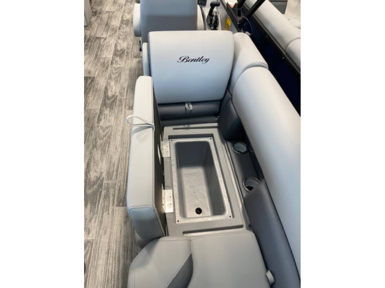 A photo of this 2026 Bentley LEGACY 243 NAVIGATOR