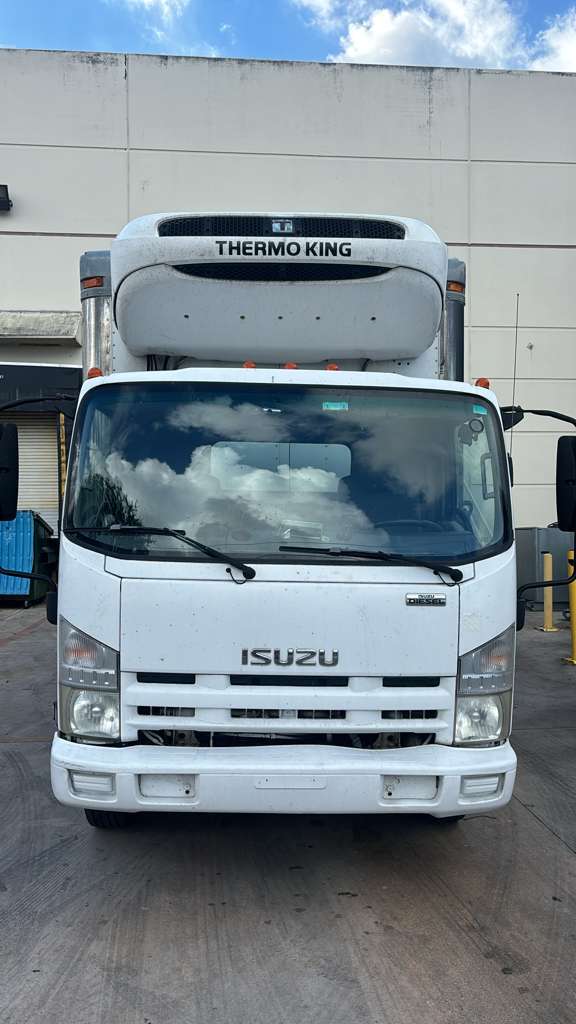 2013 ISUZU NQR in Deland, FL