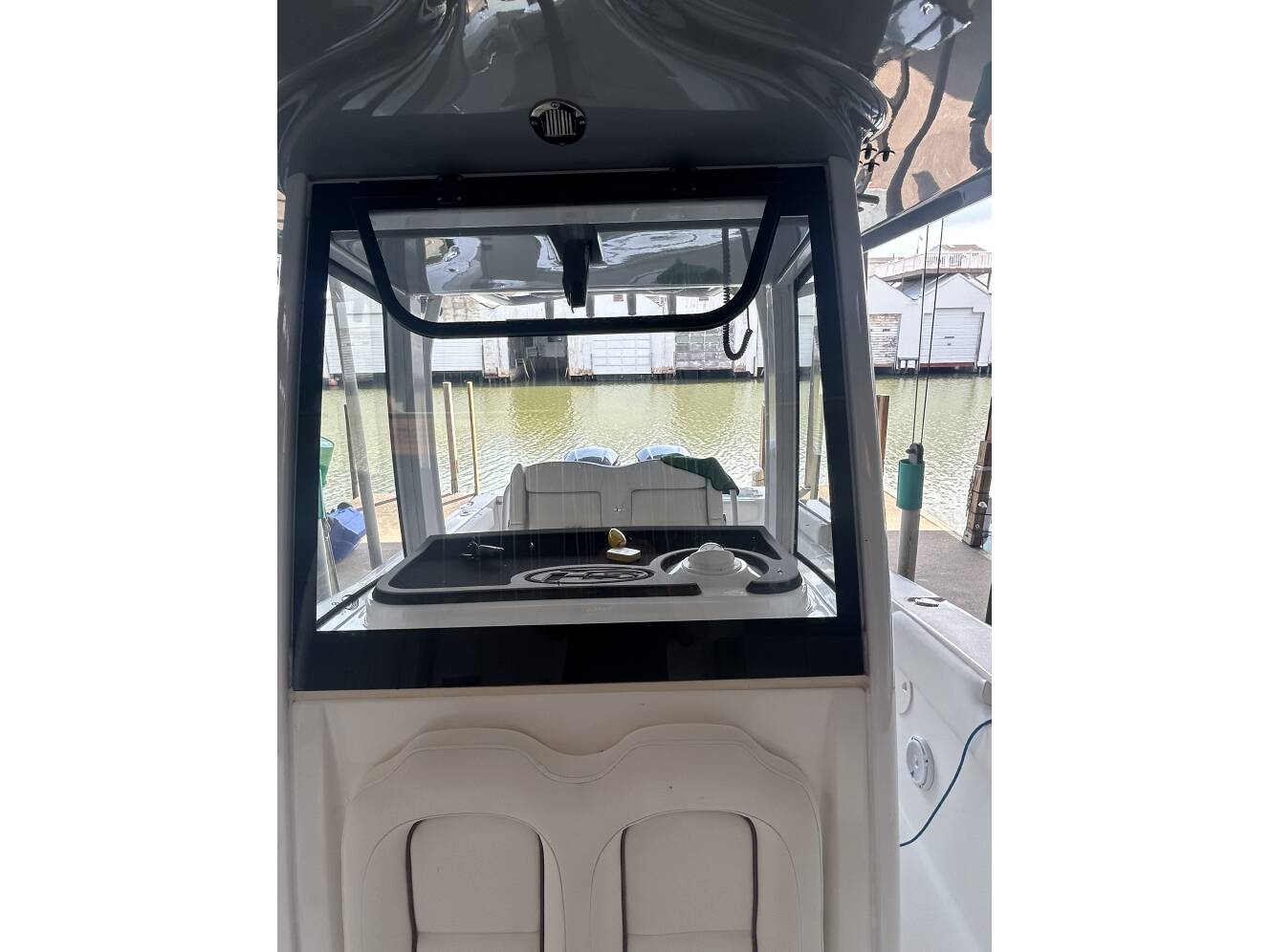 A photo of this 2019 Sea Hunt Gamefish 27 Forward Seating