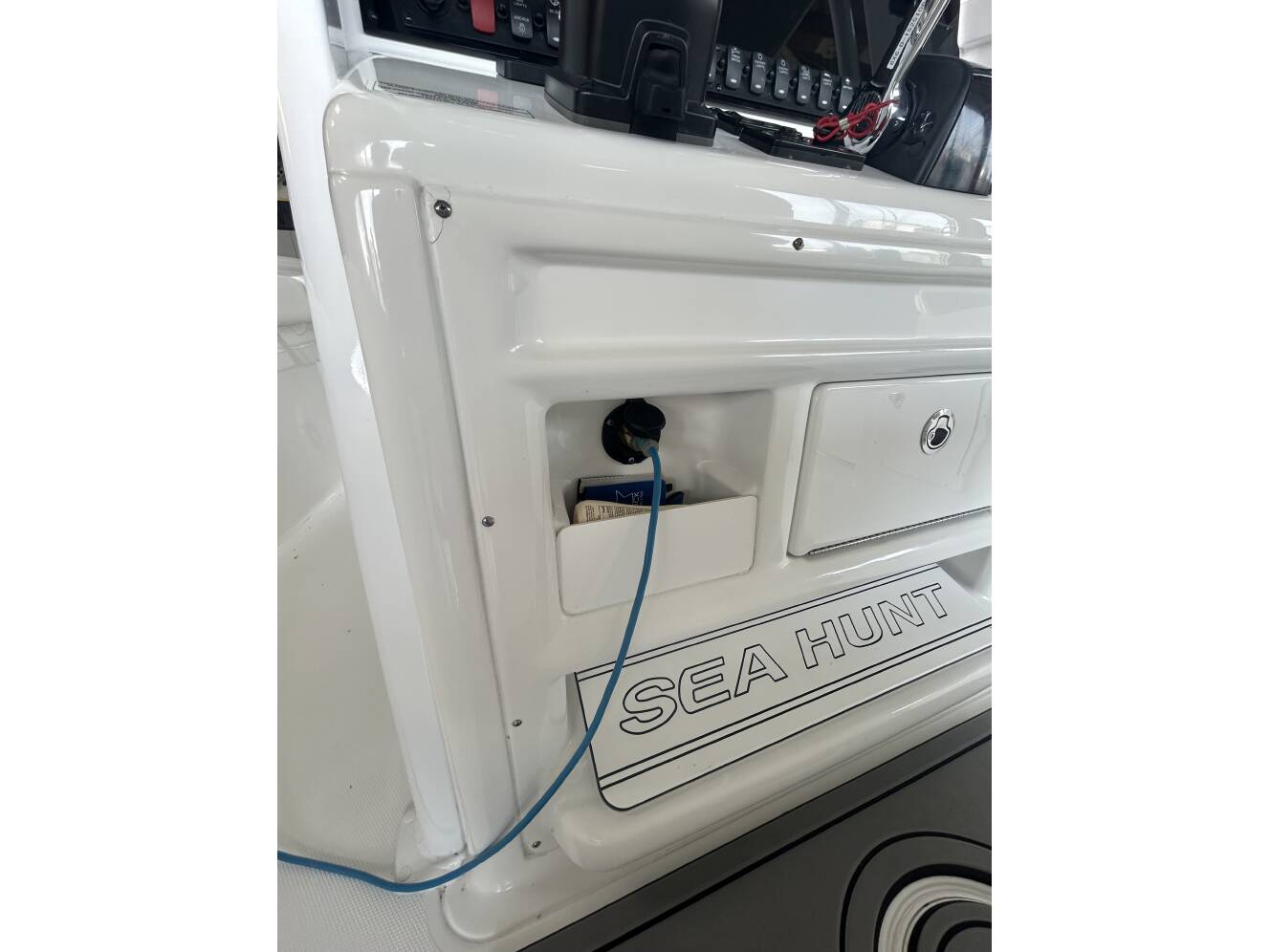 A photo of this 2019 Sea Hunt Gamefish 27 Forward Seating