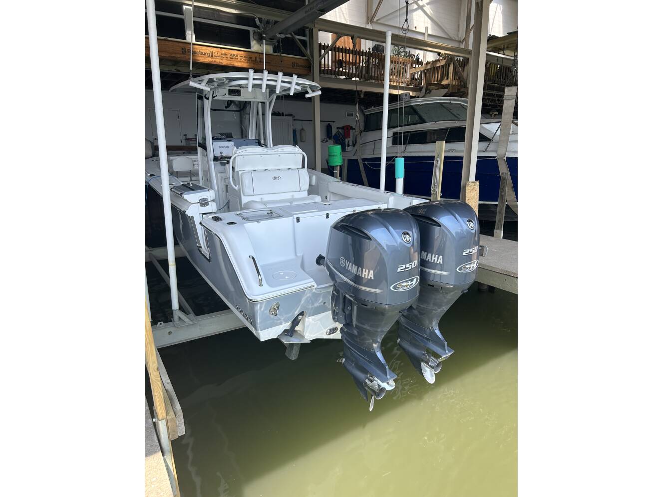 A photo of this 2019 Sea Hunt Gamefish 27 Forward Seating