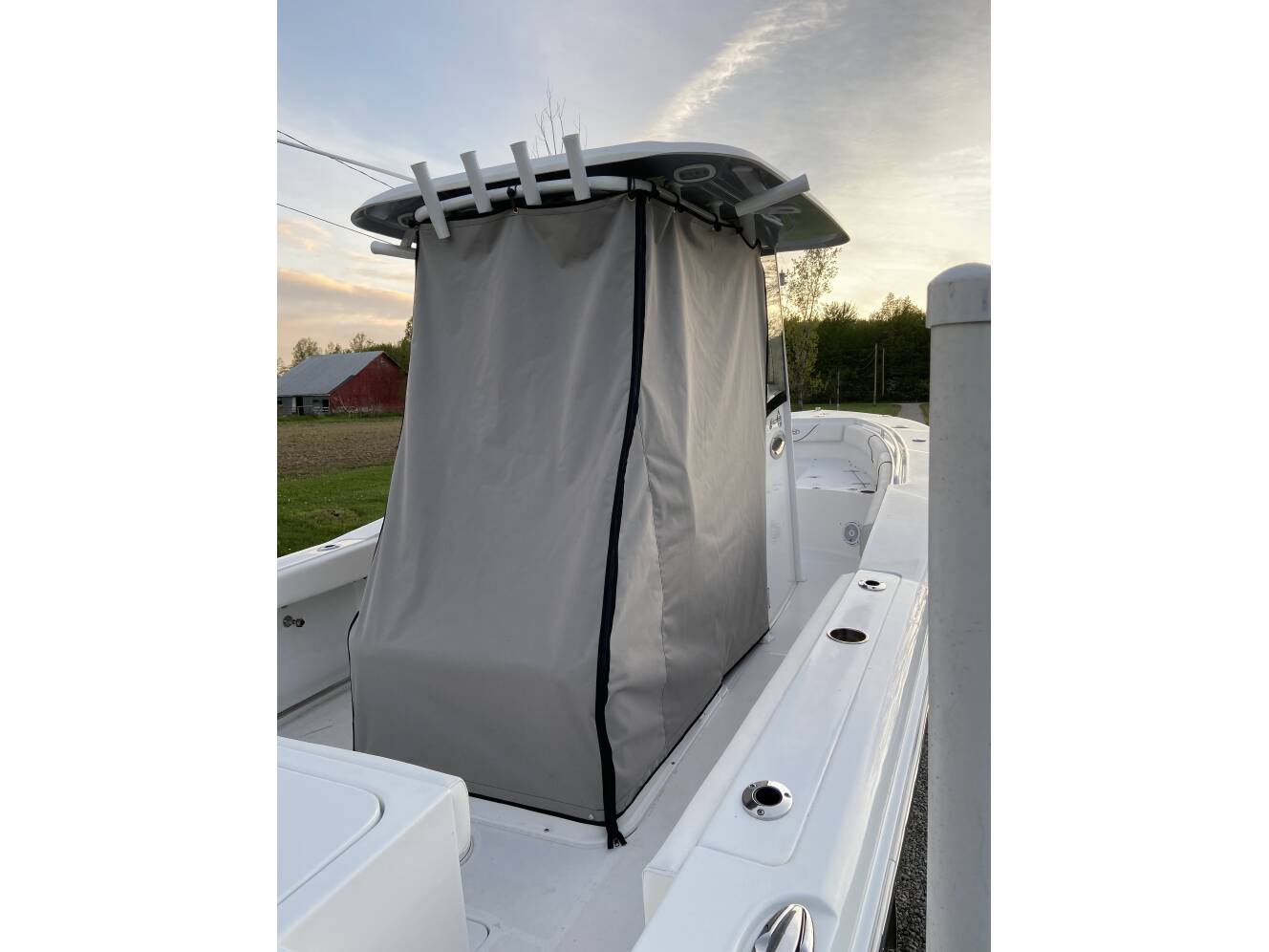 A photo of this 2019 Sea Hunt Gamefish 27 Forward Seating