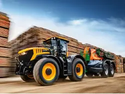 2025 JCB Fastrac 8330