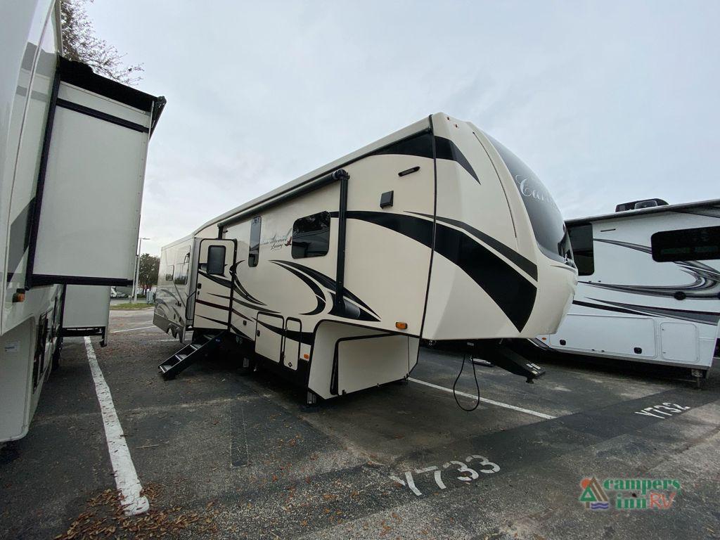 2020 Forest River Rv Cardinal Luxury 344SKX in seffner FL