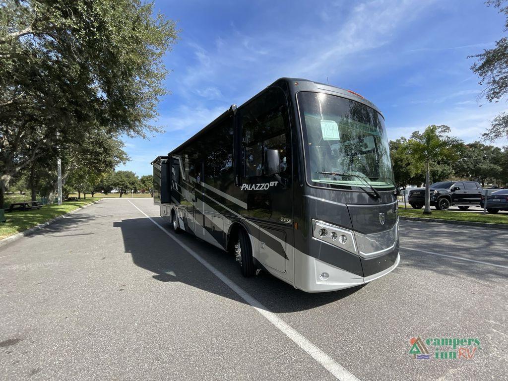 2026 Thor Motor Coach Palazzo GT 33.6 in seffner FL