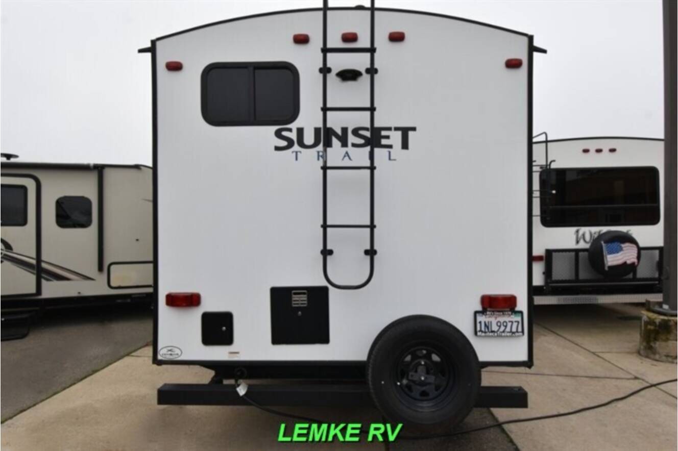 A photo of this 2021 Crossroads Rv Sunset Trail 272BH