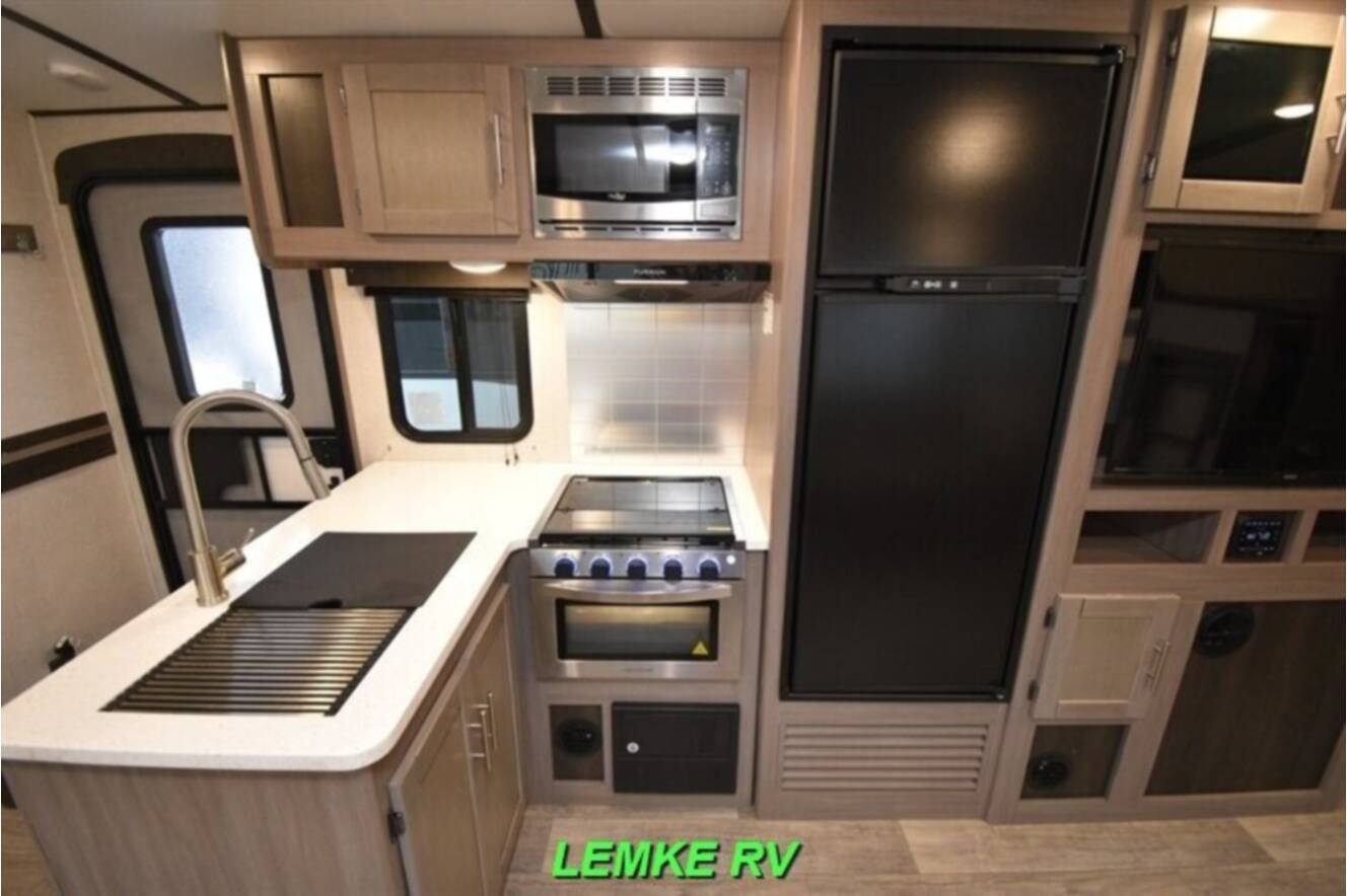 A photo of this 2021 Crossroads Rv Sunset Trail 272BH
