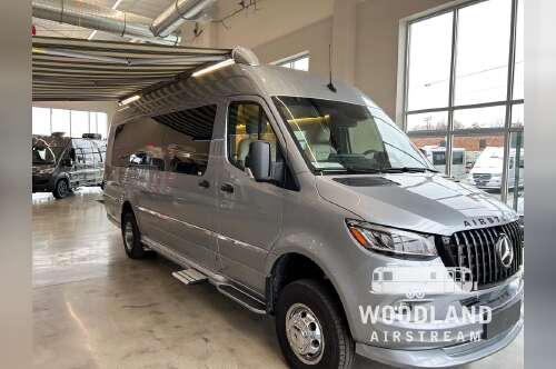 2026 Airstream Interstate 24GL Tommy Bahama Edition Std. Model in georgetown KY