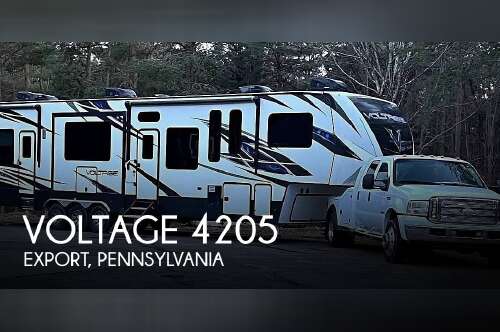 2020 Dutchmen Voltage 4205 in export PA