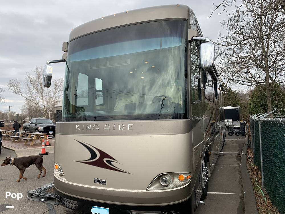 2009 Newmar King Aire 4560 in portland CT