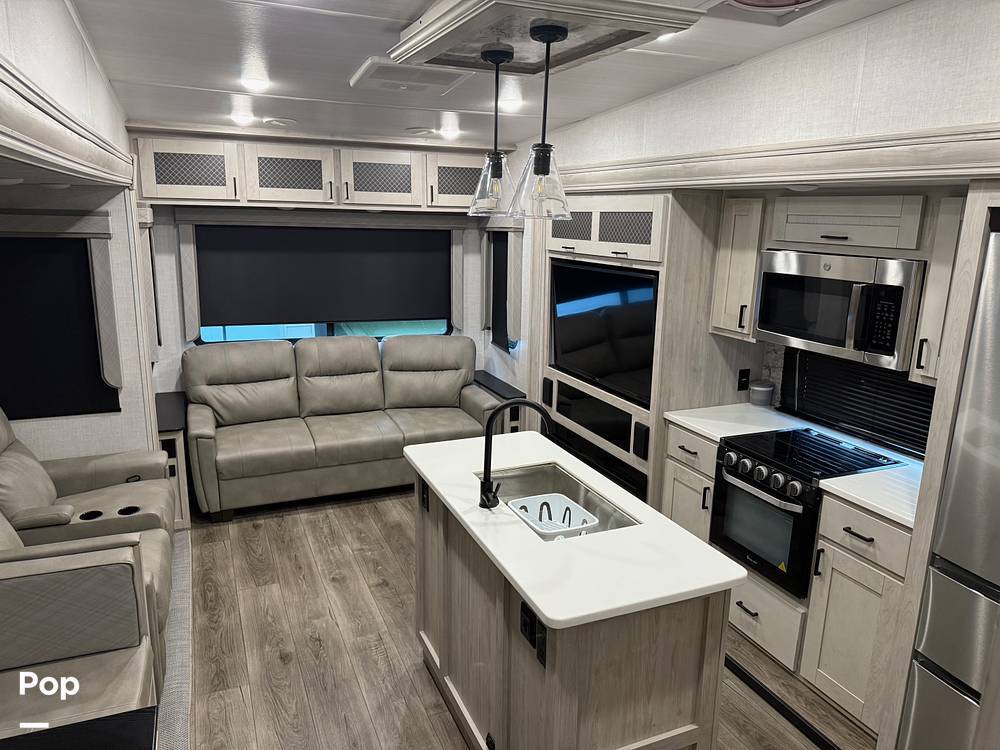 2022 East To West Rv Tandara 385MB in jasper GA